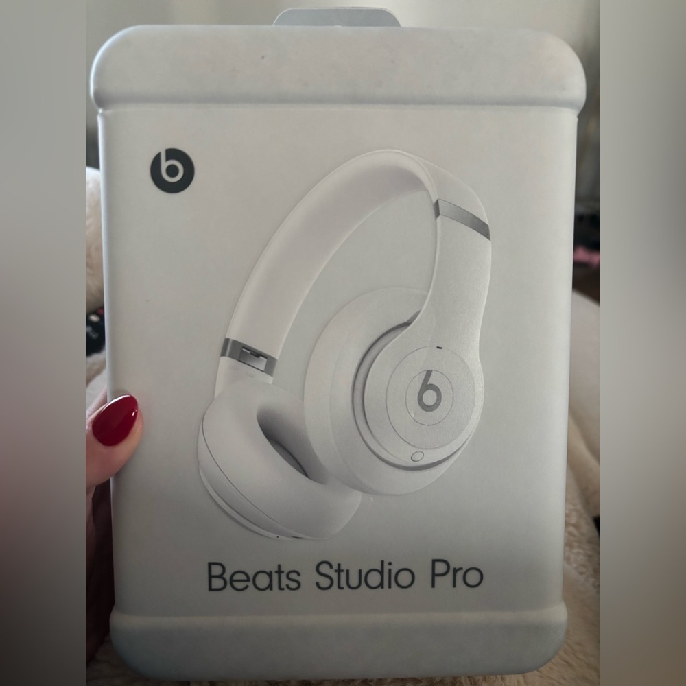 Beats Studio Pro White Headphones